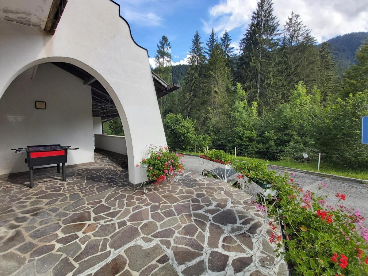 Albergo Scoiattolo Falcade Extérieur photo