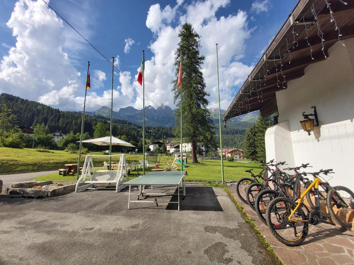 Albergo Scoiattolo Falcade Extérieur photo