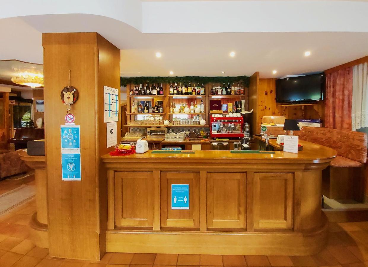 Albergo Scoiattolo Falcade Extérieur photo