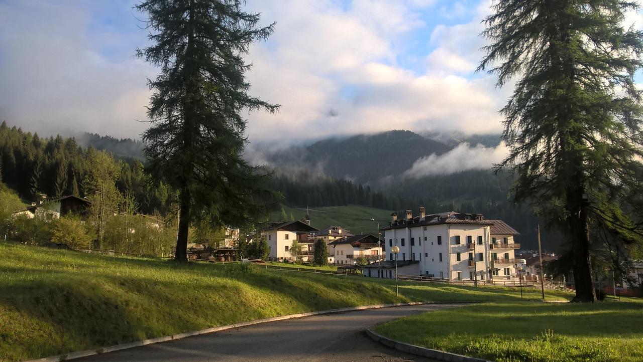 Albergo Scoiattolo Falcade Extérieur photo
